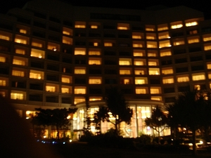 夜のホテル.jpg